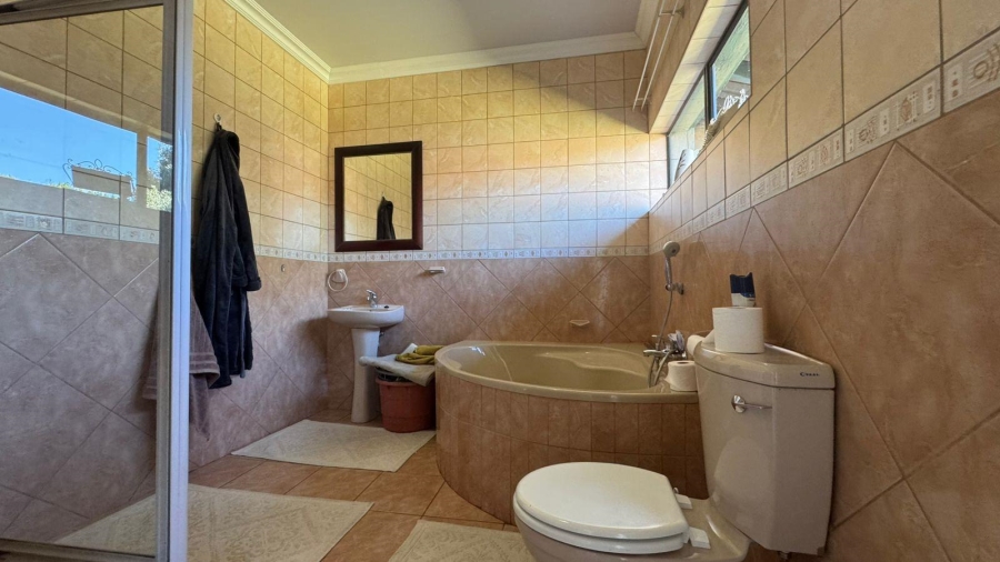 4 Bedroom Property for Sale in El Toro Park Northern Cape